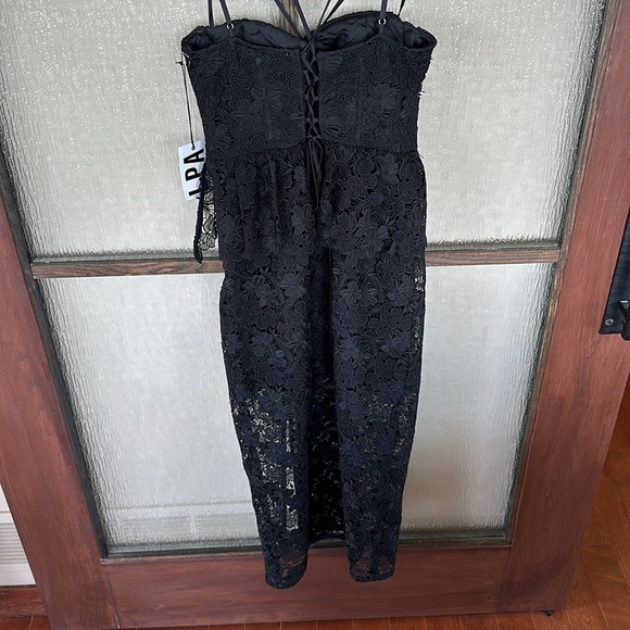 LPA Madonna Lace Corset Midi Dress - Black size Small - Picture 8 of 9